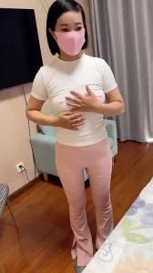 熟女阿姨也疯狂