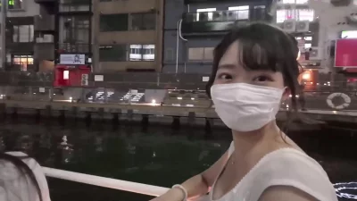 出差邂逅了一个少妇在语言完全不通的情况下竟发展出了奇妙的情愫