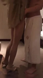 3p两根鸡巴操是不是感觉很爽